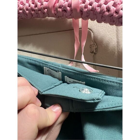 A New Day Stretch Midi Shorts 4” Inseam Woman’s Size 16 NEW - Picture 6 of 11